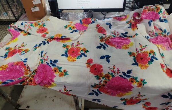Private Label white printed gown with dopatta xxl size