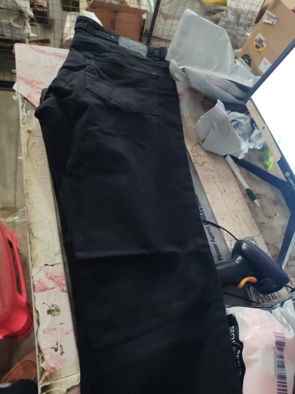 Mens black colour denim jeans 36 size