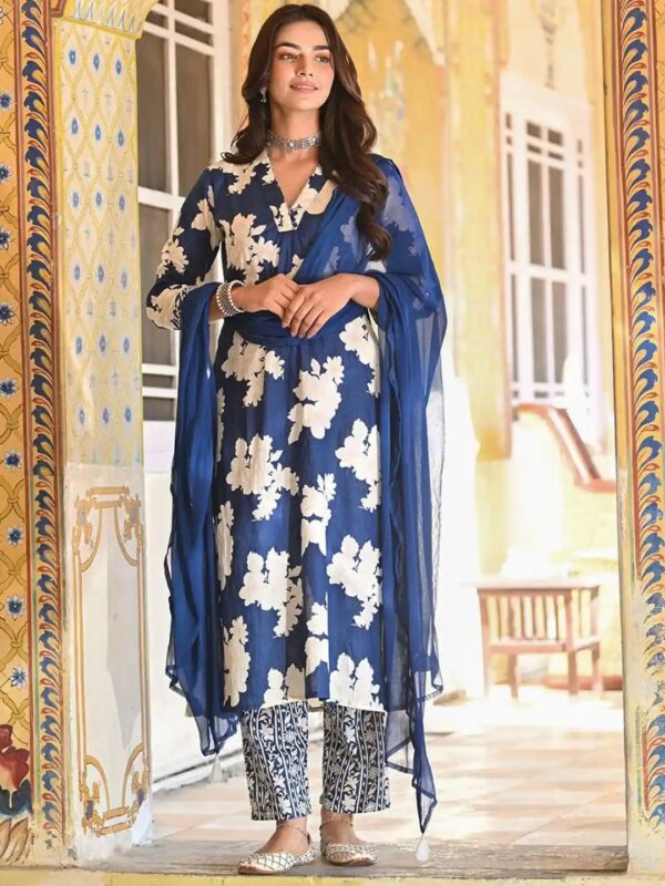 Anni Designer Floral Printed V Neck Regular Straight Kurta S Size