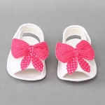 Daizy Daizy sandels with pink bow Booties