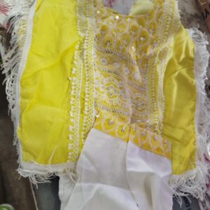 kids dress 3to 4 years yellow and white colour