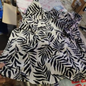 Woman stlish cotton top M size white and black colour