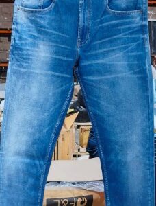 Yazzle Slim Tapered Blue jeans size 34
