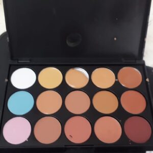 Qumeidie Eyeshadow Matte Box