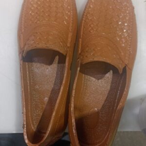 Men rubber shoes tan colour size 9
