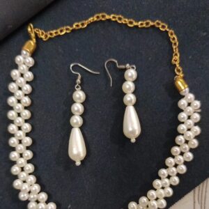 Pearl Choker Necklace With Earrings