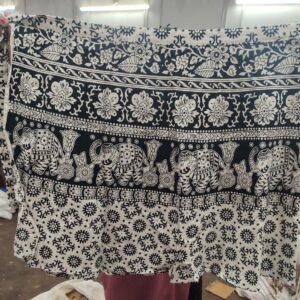 Off White And Black Mini Skirt Size Xl