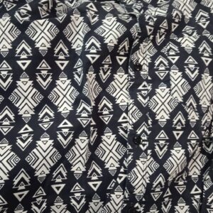 Men Shirt Black And White Size Xl