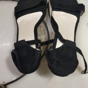 Women Sandals Black Colour Size 9