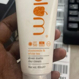 Plum Chamomile White Tea Skin Revival Face Wash 75Ml