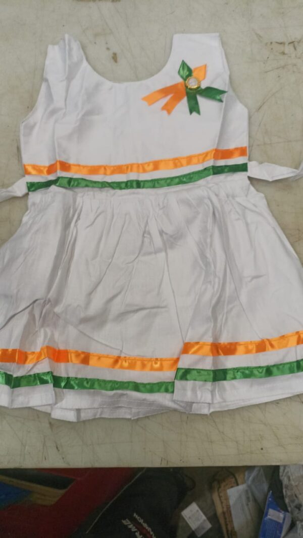 Kids Girl Dress White Colour Size 1 To 2 Year