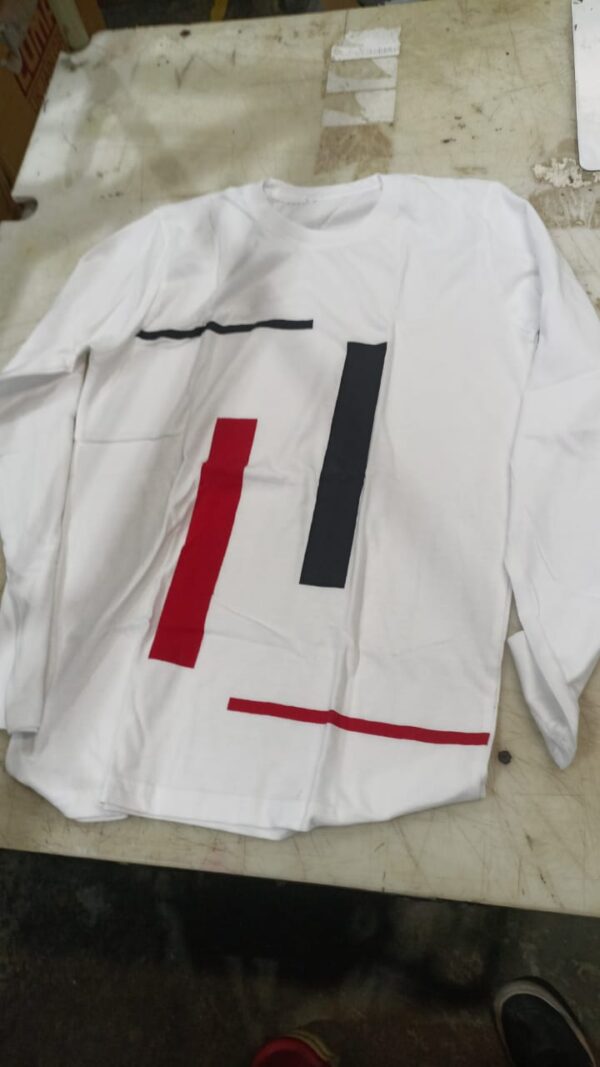 Kids T Shirt White Colour Size 6 To 7 Year
