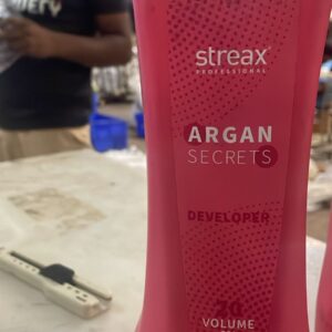 Streax 20 Volume 6 Developer For Argan Secrets Colorant 1L