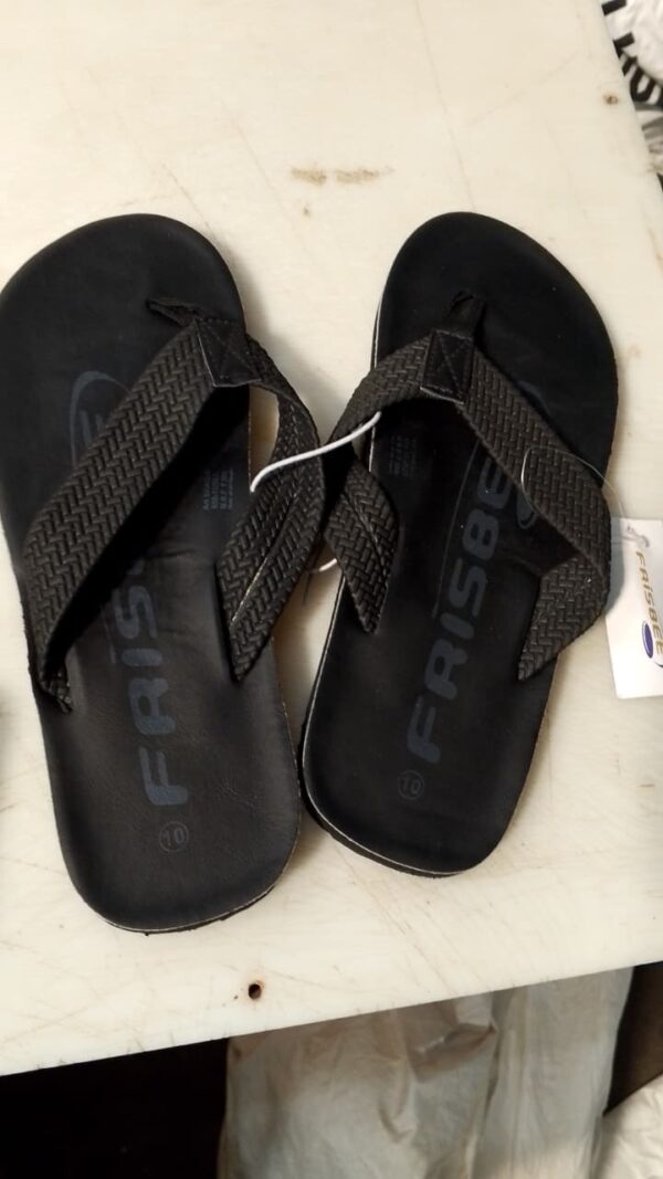 Frisbee Black Slippers For Men Size 10