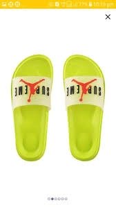 Supreme Casual Men Slippers Size 7