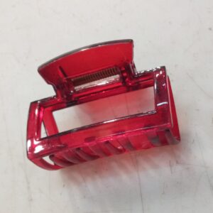 Plastic Hair Clutcher Red 1 Piece