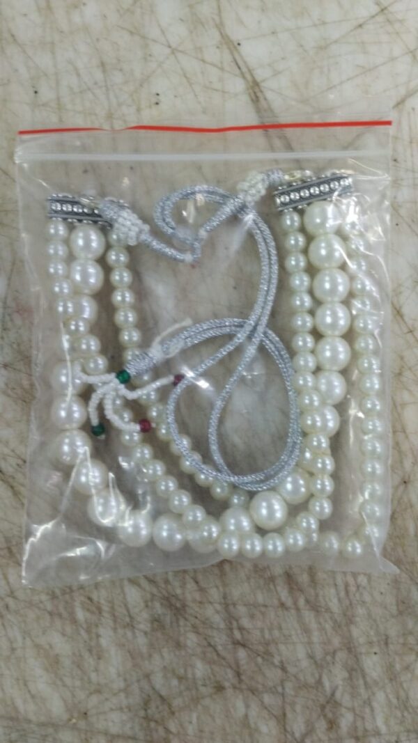 Prao Trendy White Pearl Glasses Chain For Women