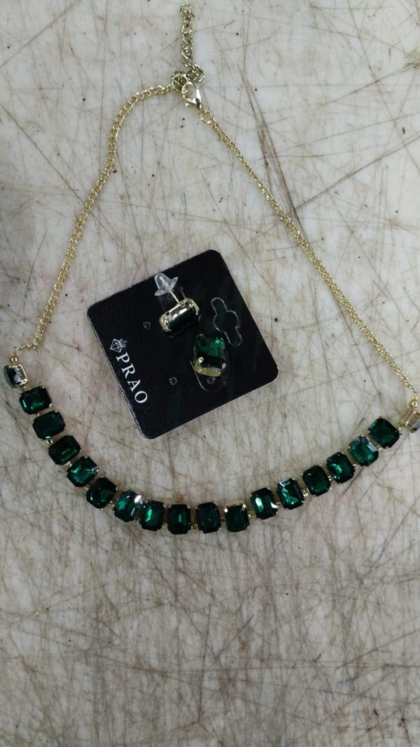 Paro Choker Set For Girls Elegance Looks Green Diamond For Women