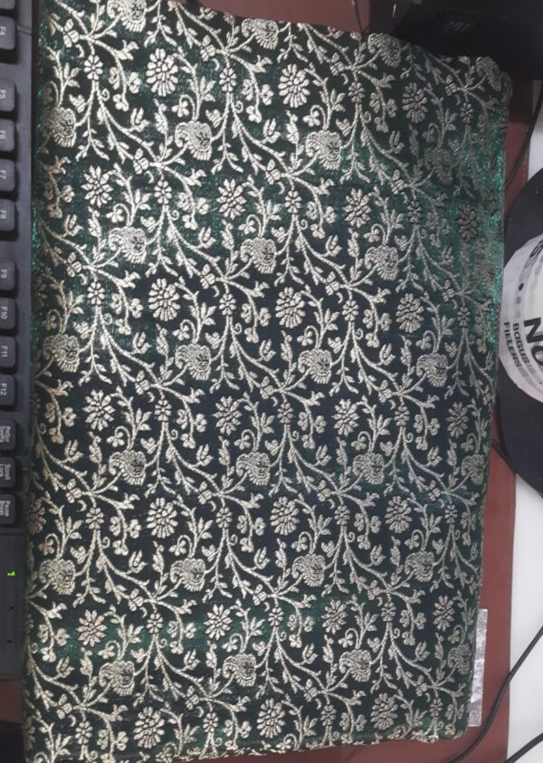 Saree For Women Color Green