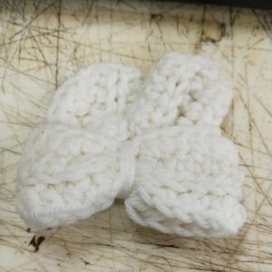 White Colour Wool Crochet Bow Hair Clip