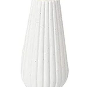 Classy White Colored Vase For Your Flowers For Home Decor