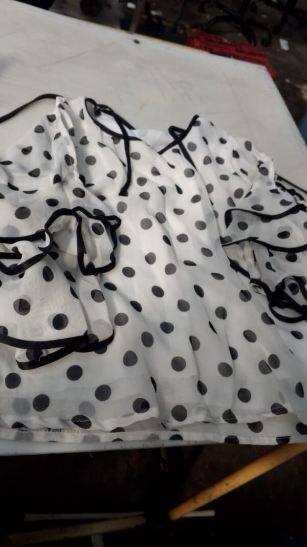 White And Black Printed Top For Women Size M