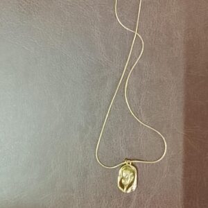 Minimalist Tulip Pendant Necklace