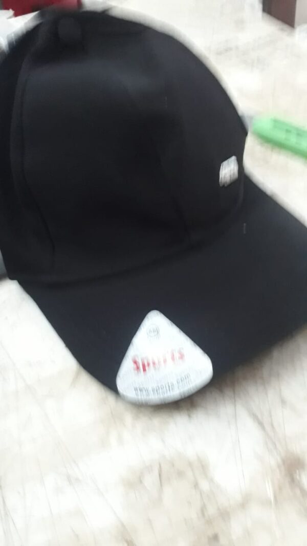 Sports Regular Cap Color Black