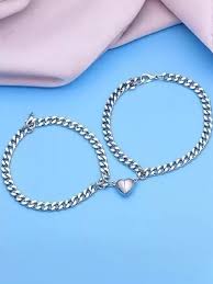 2 Pcs Silver Plated Link Heart Shaped Magnet Bracelets