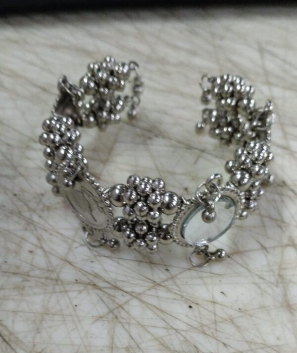 Stylish Mirror Oxidised Bracelet For Women