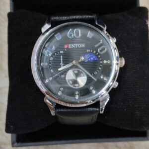 Fashion Design Analog Watch For Men And Boys