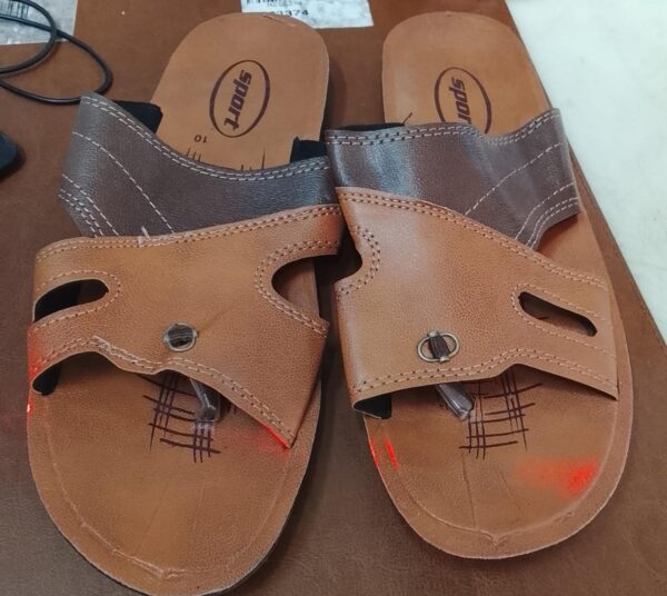 Sport Men Slippers Size 10