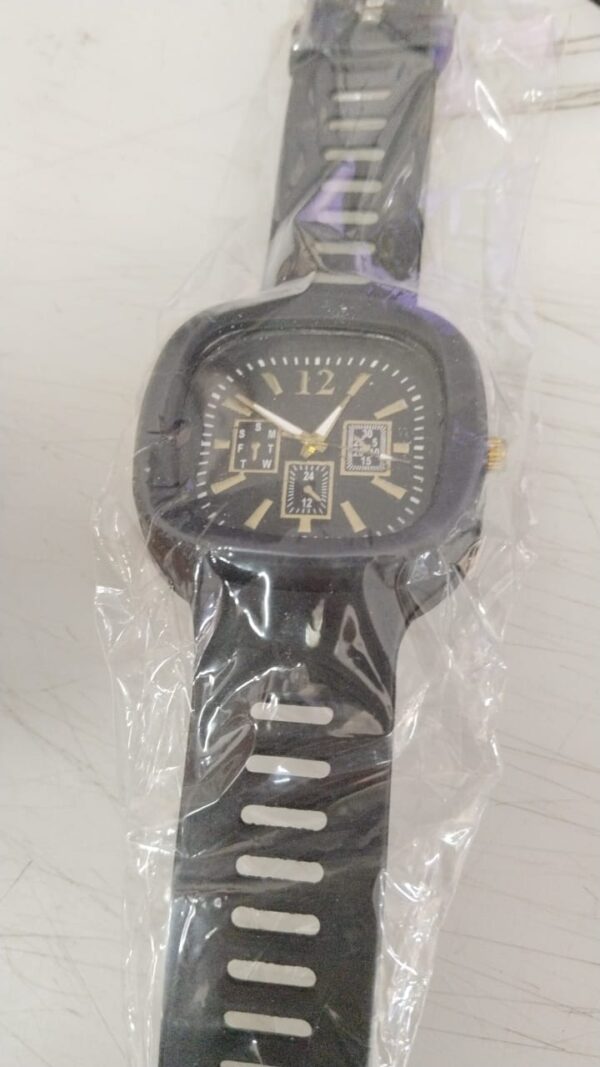 Black Color Analog Watch For Men