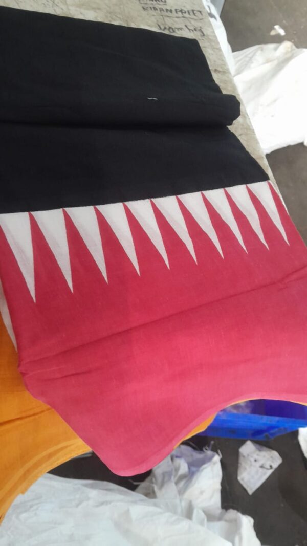 Women Printed Saree Black