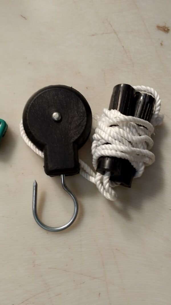 Stainless Steel Shoulder Pulley And Rope