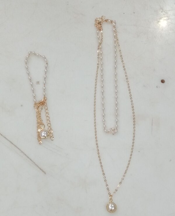 Artificial Neck Chain And Bracelet For Women Gold