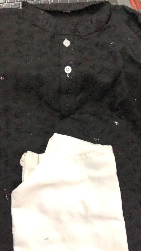 Black And White Color Set For Kids Size 24