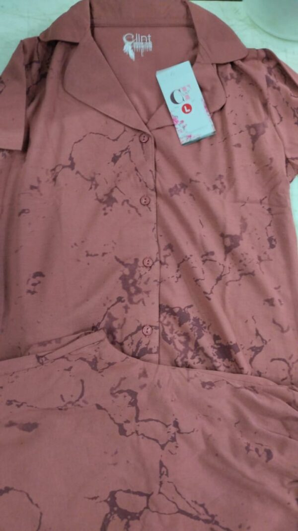 Women Shirt Pyjama Set Brown Printed Color Maroon Size L