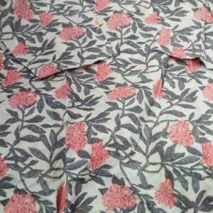 Aramya Cream Color Floral Cotton Women Kurta Size 5Xl