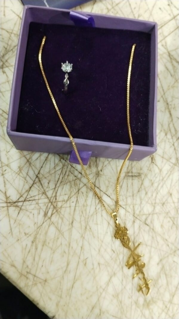 Women Golden Colour Chain Necklace With Silver Ring