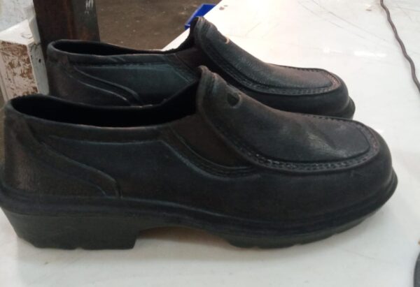 Plastic Shoes For Men Black Size 7