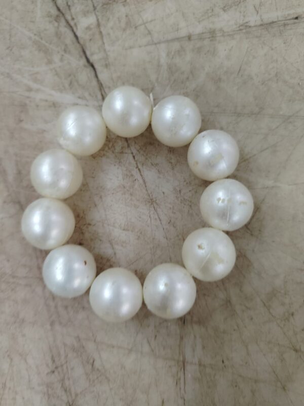 White Beads Rubber Band For Women