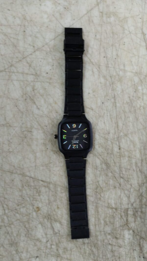 Black Plated Black Stainless Steel Chain Boys Wrist Self Size Analog Watch