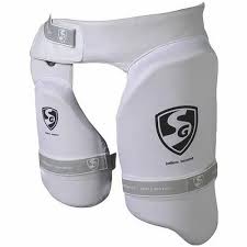 White Colour Leg Guard And Arm Guard Size Medium