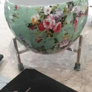 Metal Plant Pot With Saucer Plate