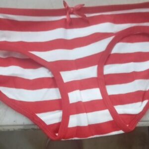 Kids Girls Printed Panty Size 4 To 5 Years Red
