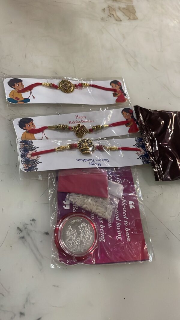 Diva Chic Rakhi
