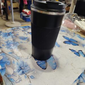 Private Label JANVI TEXTILES Double Wall Vacuum Stainless Steel FatBottomed Coffee Cup Tumbler With Spill Proof Flip Lid For Hot And Ice Beverages black