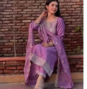 VredeVogel Women Lavender Ethnic Motifs Embroidered Sequinned Kurta with Trousers Dupatta 2XL