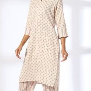 AVAASA Women Floral Print Straight Kurta and Pants Colour White Size L